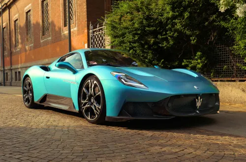 Maserati MCPura Left Front