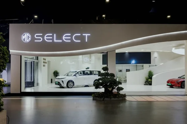 MG Select eyes EV Market in India with Cyberstar